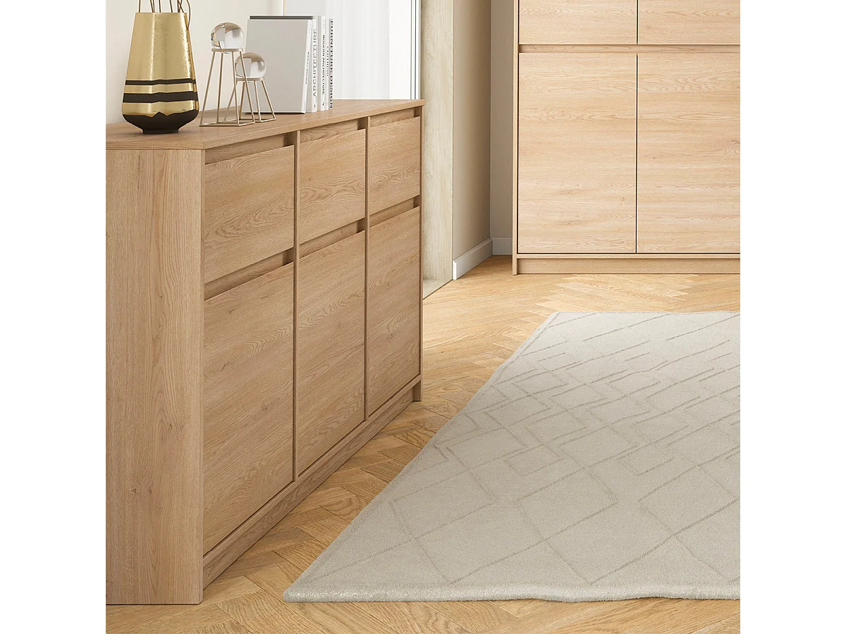 Beck 3-dörrars sideboard med 3 lådor Trä