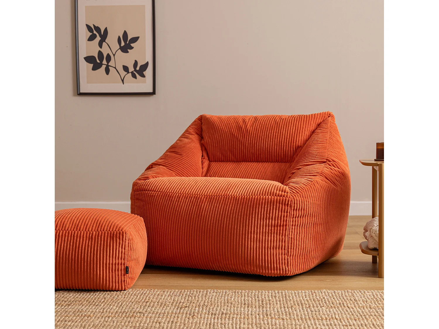 Pouf fauteuil et son repose-pieds carré velours côtelé orange, salon ou chambre - NATALIA