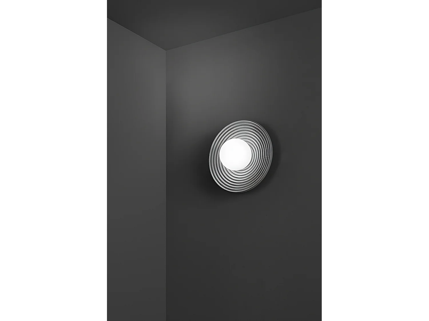 Kinkiet z Metalu i Szarego Betonu - Lampa Ścienna z Kloszem z Dmuchanego Szkła - Kolekcja 10S48416 GC - Średnica 28,5 cm - Marka Perenz Design