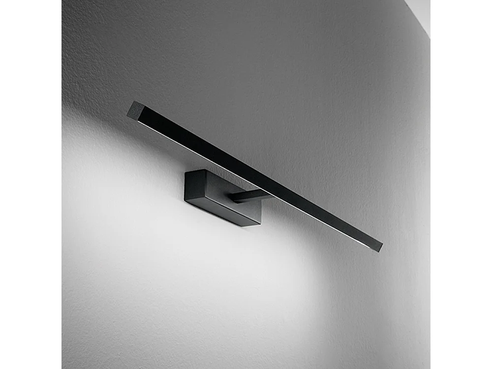 Aplique LED em Metal Preto, 16W, CCT 3000K/4000K/6000K, Difusor Orientável, Design Moderno para Iluminação de Interiores e Exteriores - Perenz