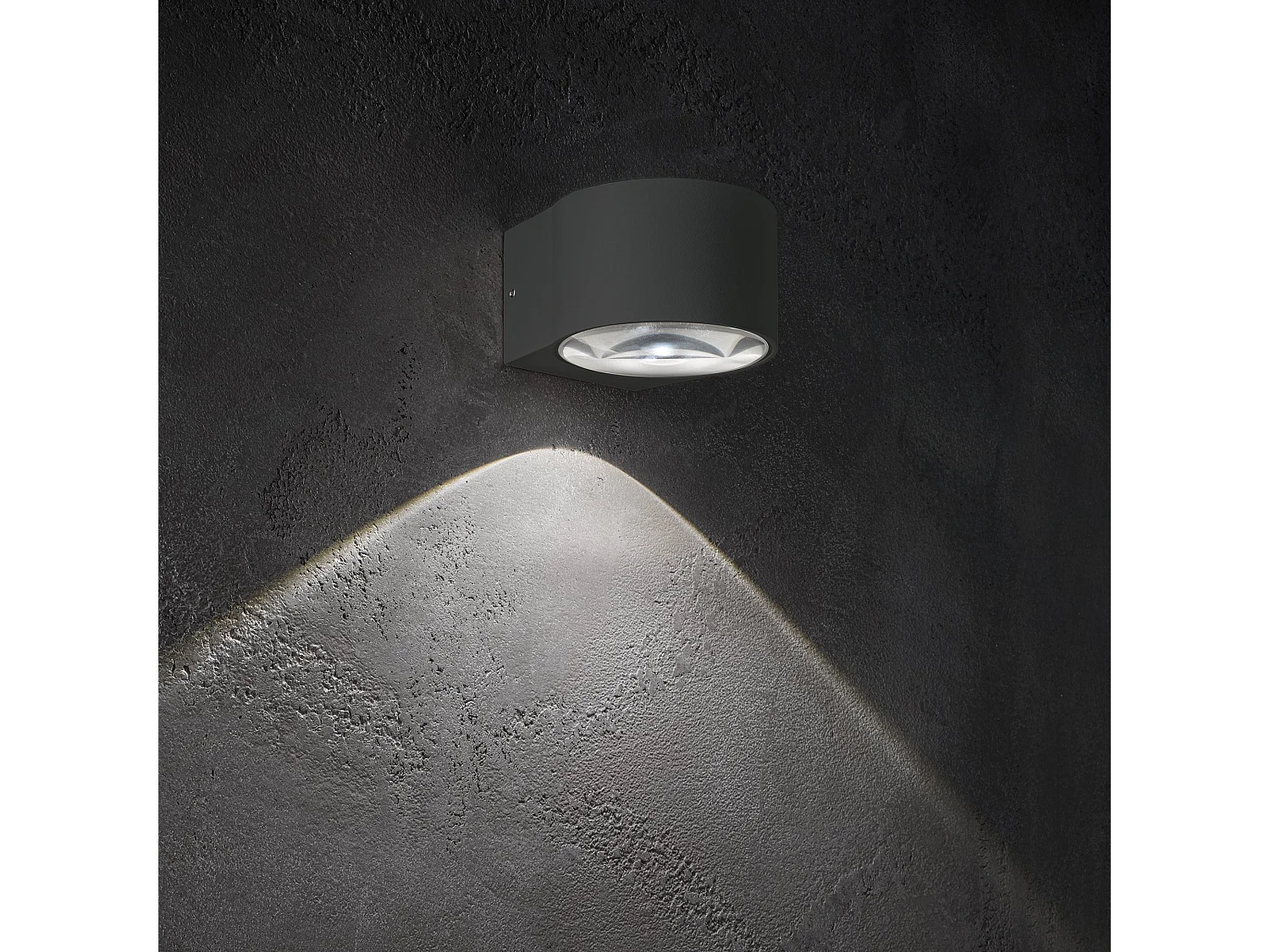 LED-væglampe med linseoptik, dobbelt lysudgang, trykstøbt aluminium, mørkegrå, 12W, IP65, til indendørs og udendørs brug, mål: 7,6 x 10,5 x 12 cm, moderne