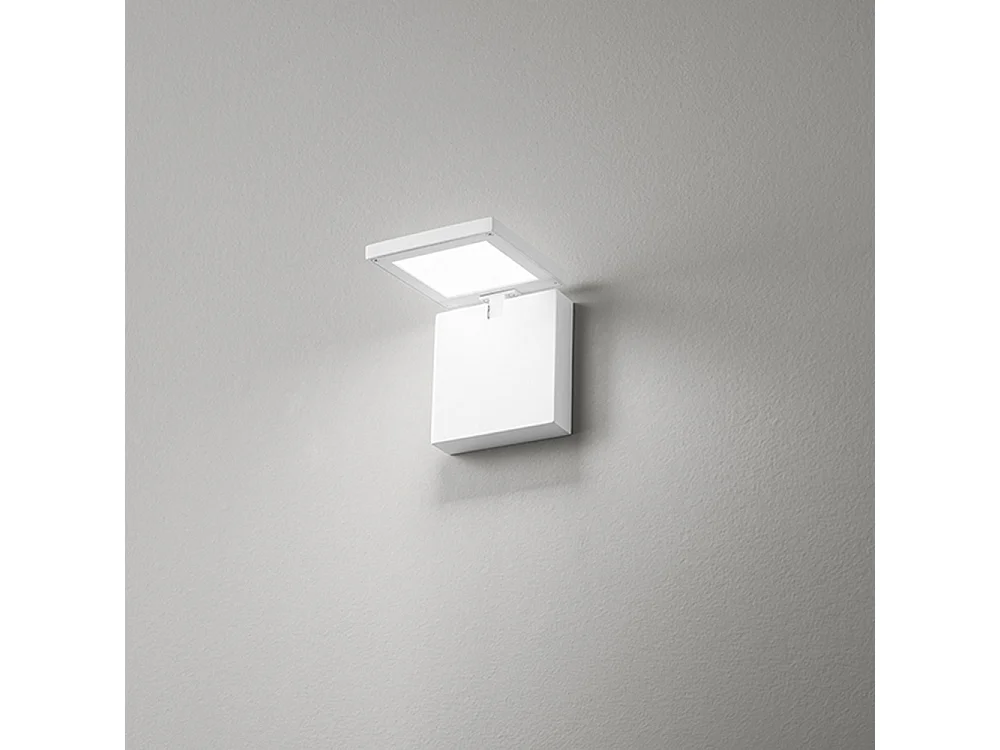 Aplique LED de pared de metal blanco de 10 W, 700 lm, 3000 K, difusor ajustable, diseño interior moderno, dimensiones 12 x 12 x 4,5/13 cm - Perenz