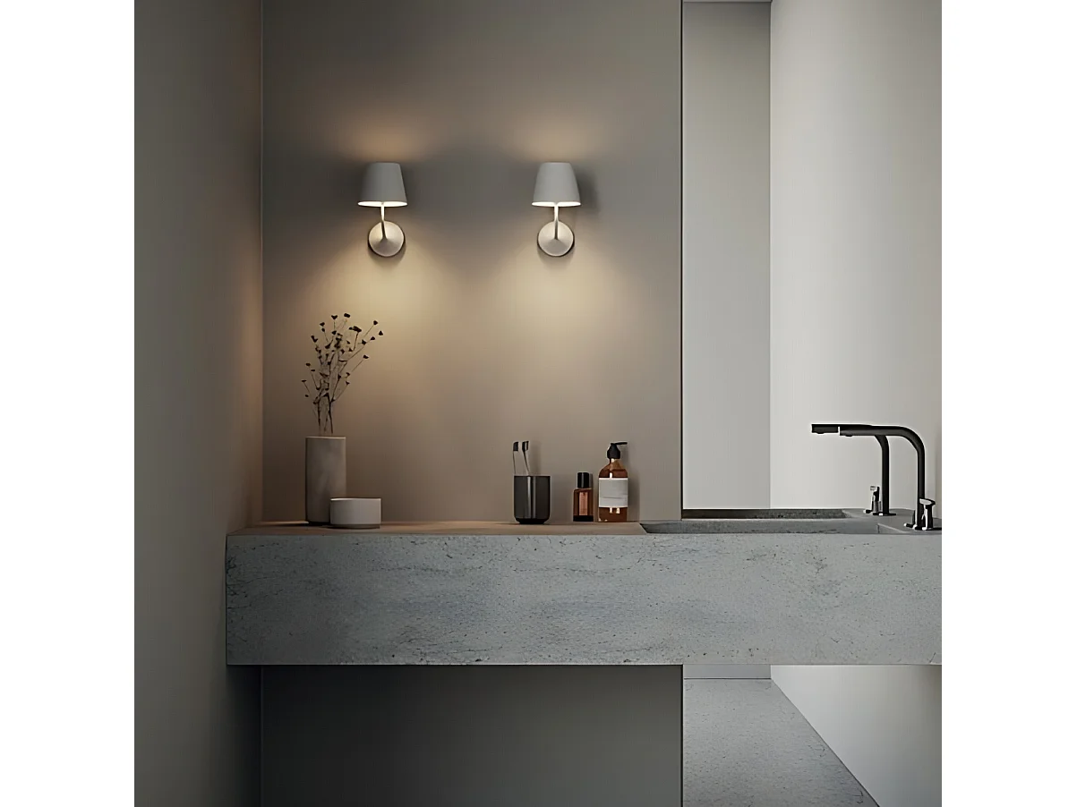 Poldina 230V LED væglampe 5,4W 2700K i Corten-finish aluminium, moderne og elegant design med IP54-beskyttelsesklasse til udendørs brug