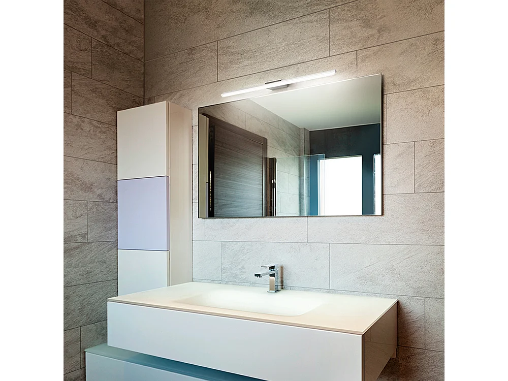 Aplique LED pared 10W 1100 lm 4000K metal cromado pulido con difusor plexiglás, IP44, 40 cm, diseño moderno - Perenz