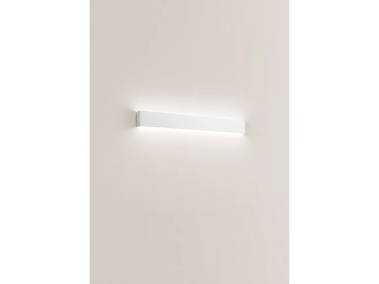 Kinkiet LED aluminiowy biały, nowoczesny i elegancki design, 30W, 2700Lm, 3000°K, oświetlenie ścienne do wnętrz IP20, 83cm - Marka Perenz