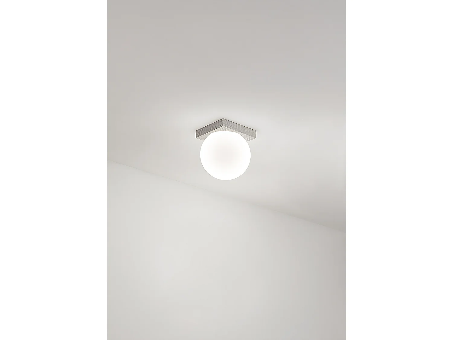 Moderne 8W 3000K LED-plafondlamp in titaniumgrijs metaal en geblazen glas - Elegant ontwerp voor binnen, IP40 - Perenz