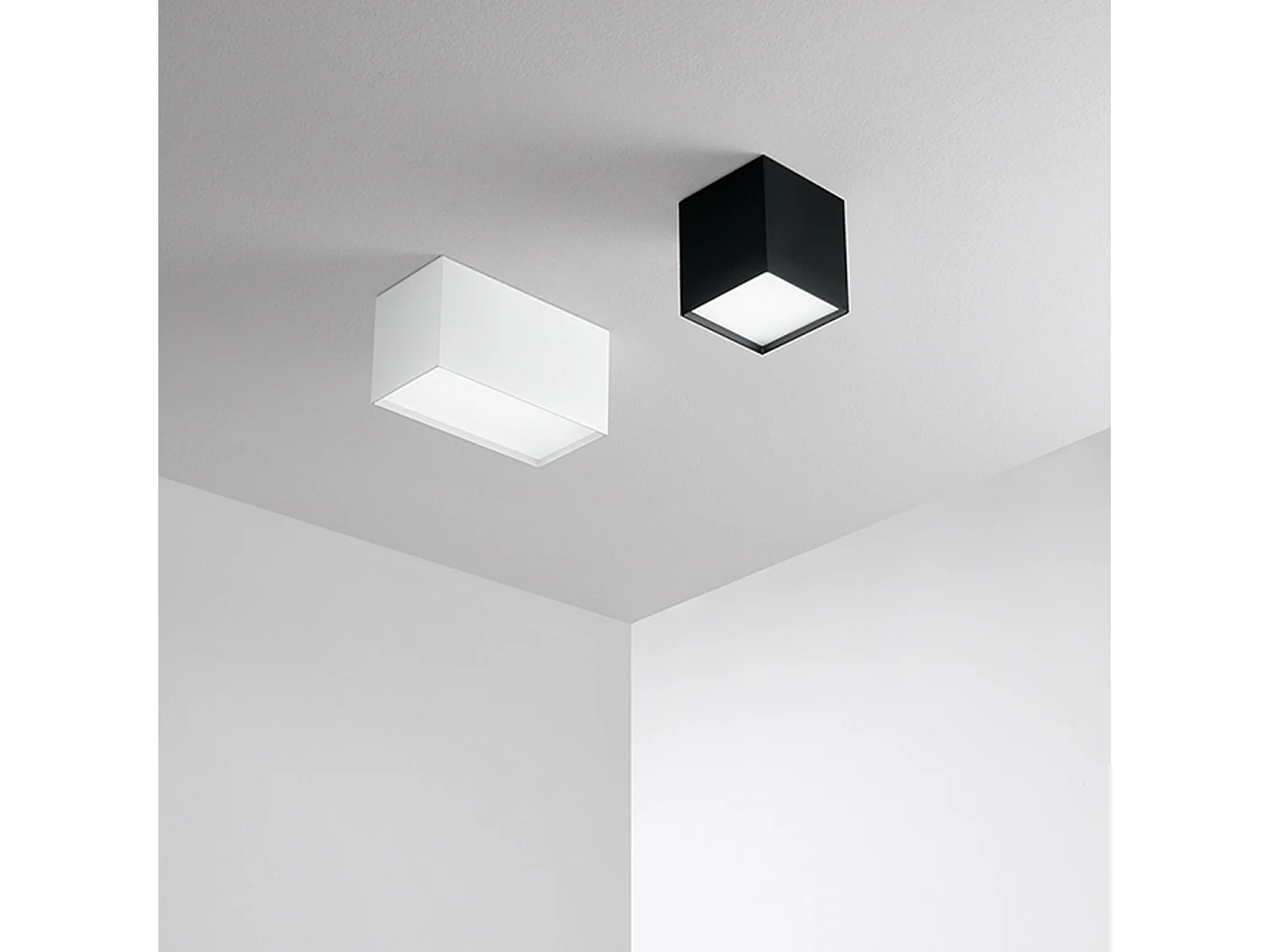 LED-plafondlamp serie 8572 in gepoedercoat metaal en aluminium, mat wit, 20W 3000K, afmetingen 10x20x11 cm - Perenz