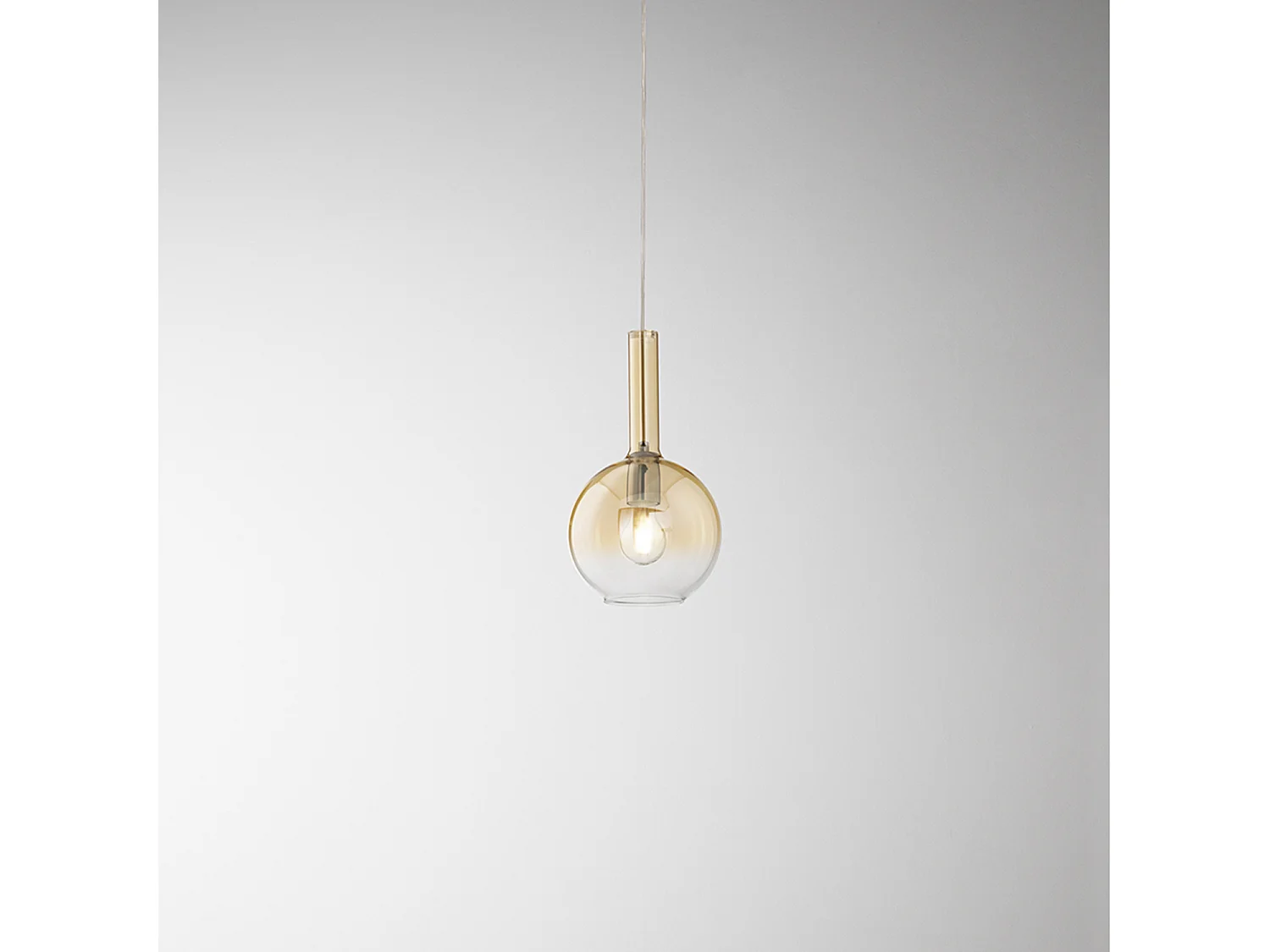 Hanglamp van transparant, amberkleurig borosilicaatglas, E27 fitting, modern design, verstelbare kabel, diameter 20 cm, IP20 - Perenz