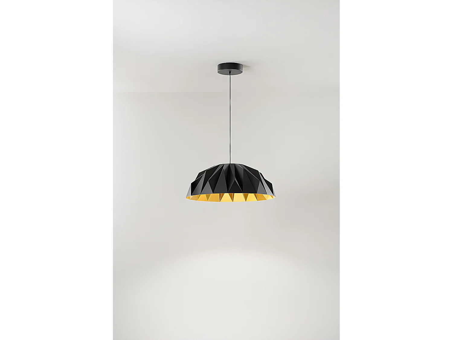 Candeeiro de Suspensão LED Design Moderno Estrutura em Metal e Acrílico Bicolor Preto Mate e Ouro Mate, 20W 3000K - Perenz, Elegante e Prático