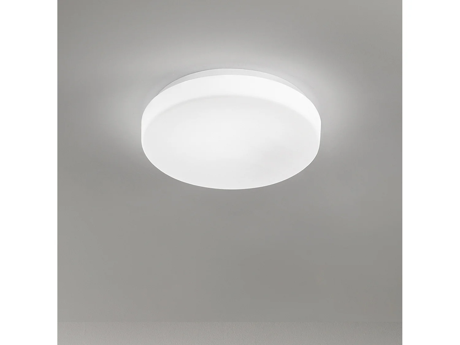 LED-plafondlamp van satijnwit geblazen glas, dimbaar, kleurtemperatuur 3000K-4000K, vermogen 18W, diameter 30 cm, hoog rendement - Perenz
