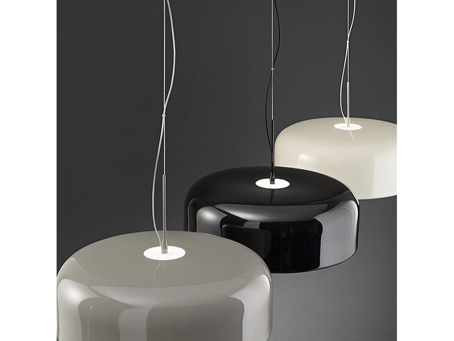 Luminária de Suspensão em Metal Cor Branco Creme Brilhante com Tecnologia LED Integrada Dimmerizável CCT 50W, Diâmetro 60 cm - Marca Perenz Europa