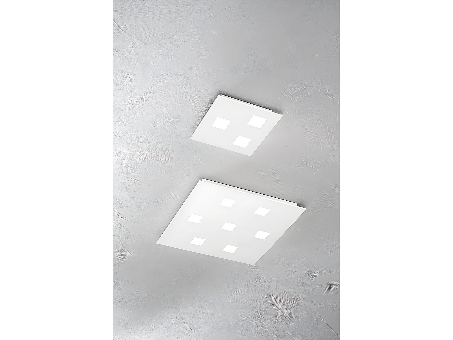 Plafondeira Quadrada em Metal Branco, Design Moderno 7 Luzes GX53, Iluminação de Interiores Elegante e Minimalista, 59,5x59,5 cm - Marca Perenz