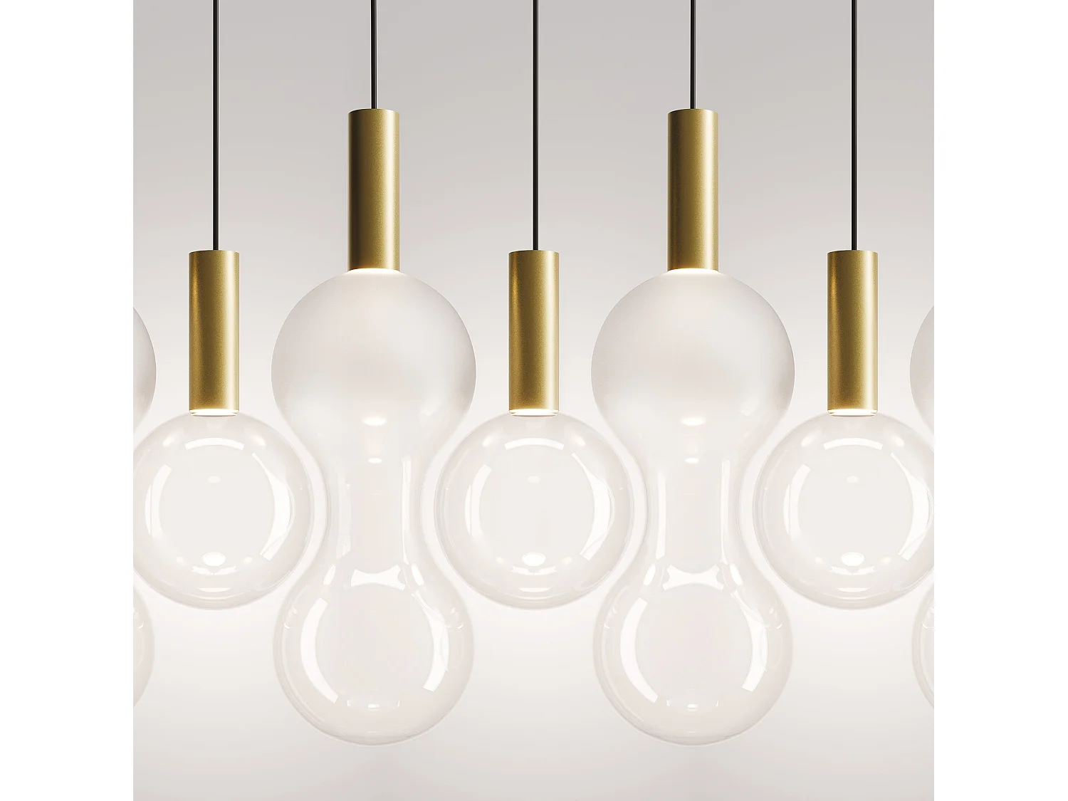 Zafferano bolvormige hanglamp, mondgeblazen borosilicaatglas, 8W 2700K TRIAC dimbare LED, goud en transparant ontwerp, diameter van 18 cm.