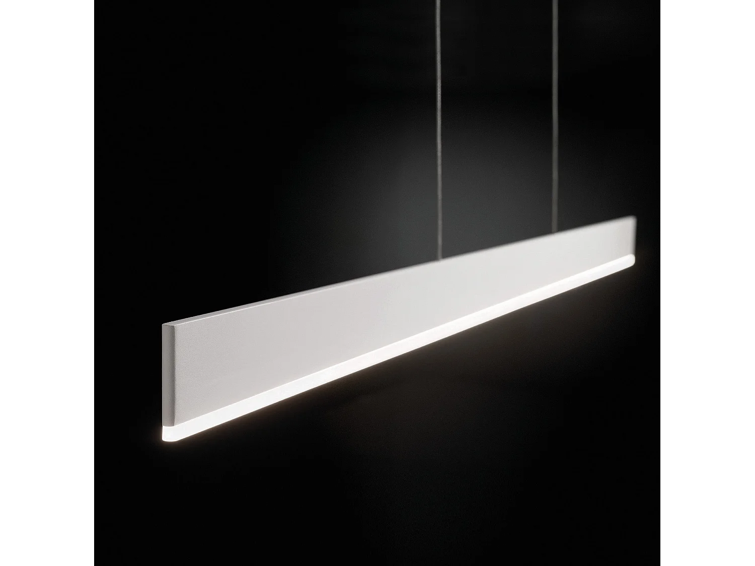 Lámpara colgante LED Riga 40W 3551 lúmenes 3000K Blanco mate Aluminio Difusor satinado Diseño lineal moderno para interiores 120x1x250 cm