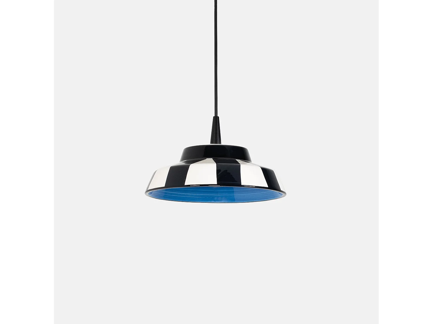 Lámpara colgante LED Circus, diseño artesanal, cerámica azul, Ø 24 cm, altura regulable hasta 300 cm, iluminación interior, CRI 90, 8 W, 2700 K
