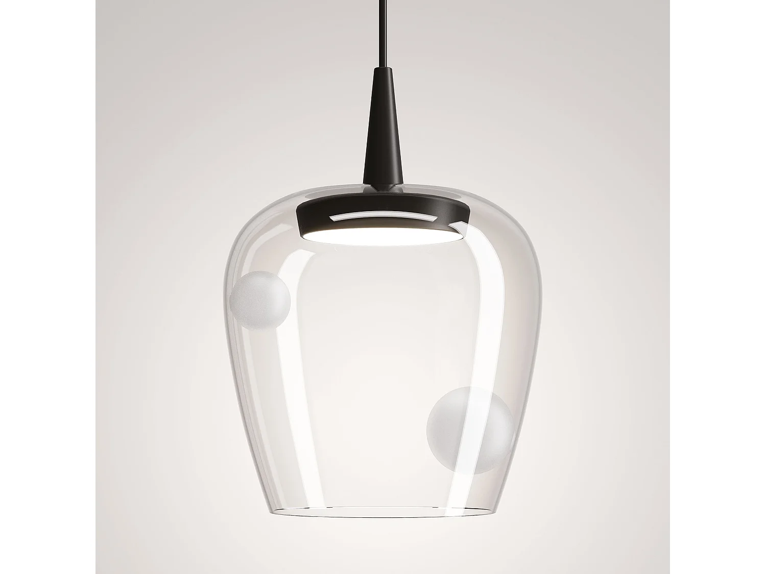 Zafferano Bilia LED-Pendelleuchte aus Borosilikatglas & Aluminium, 8W, 2700K, CRI 90, mundgeblasen, sandgestrahlt, Maße: Ø 18 cm, Höhe 324 cm.