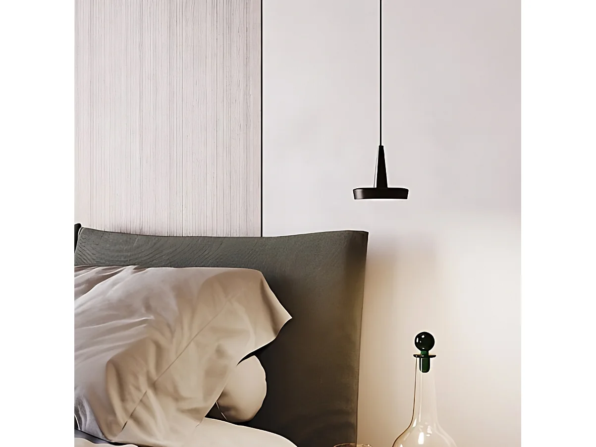 Baby LED pendellampe 8W 2700K i hvidmalet aluminium med opal polycarbonat diffuser - minimalistisk og elegant design