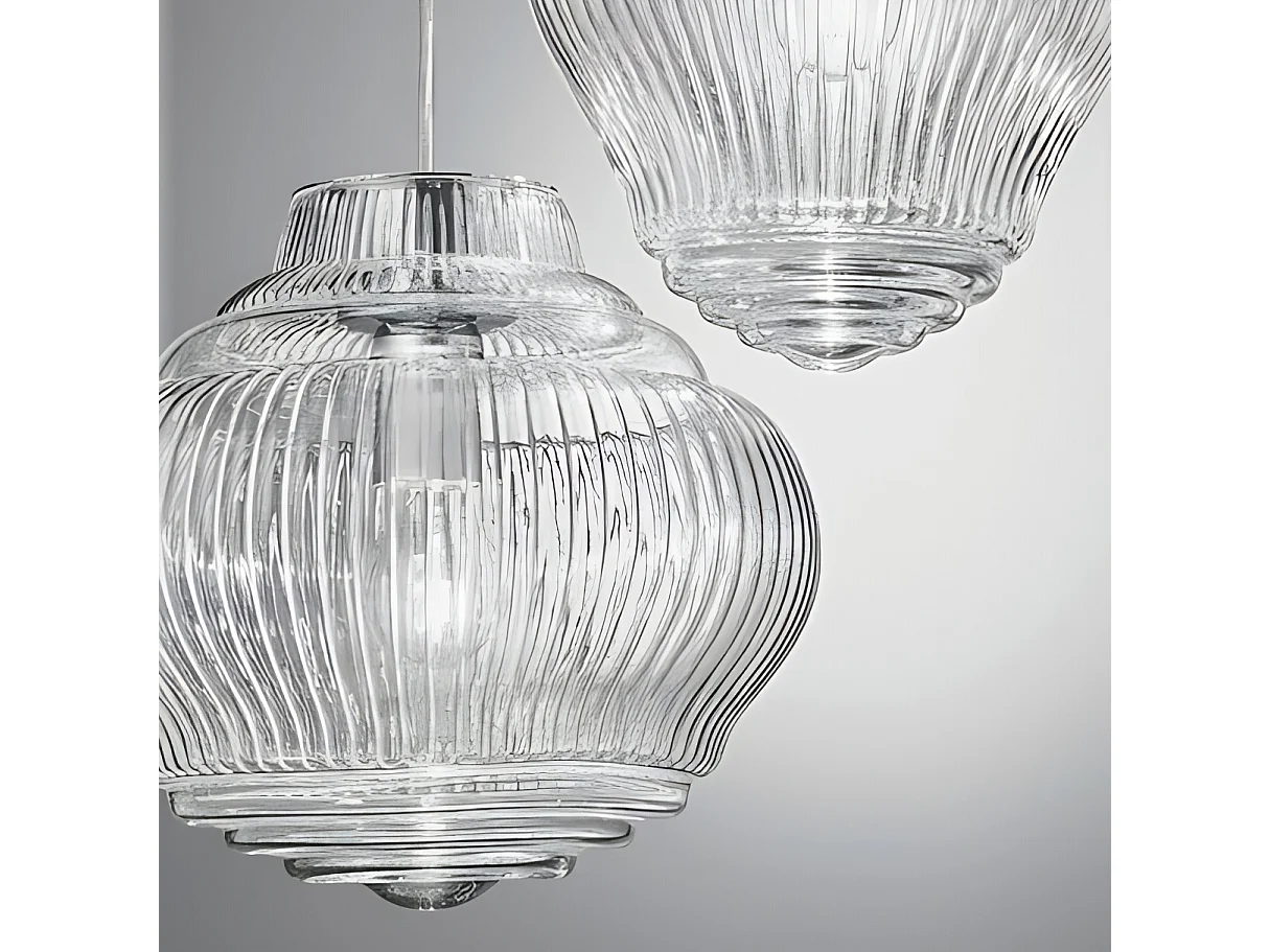 Bonnie pendellampe i mundblæst glas, sølvrelieffinish, rigadin, diameter 27,5 cm, højde 313 cm med malet metalstruktur