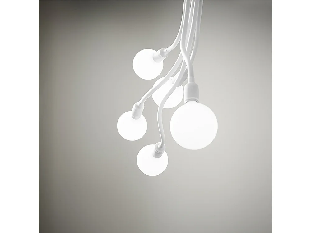 Plafonier 6680 em borracha cor branca, design moderno com 5 luzes E27, diâmetro 39 cm e altura 81 cm para iluminação de interiores - Perenz