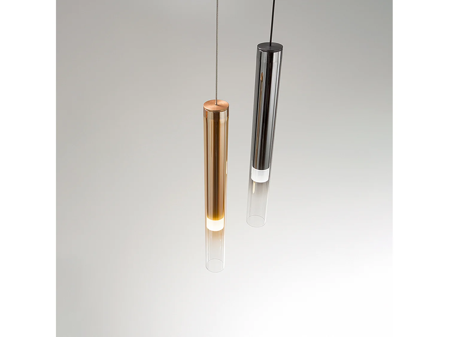 Pendelleuchte aus rauchfarbenem Spiegelglas und titangrauem Borosilikatglas, dimmbare 8-W-LED, modernes und elegantes Design - Perenz