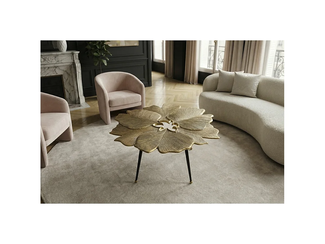 Mesa baja LOTUSIA dorada 95 cm en aluminio con tablero en forma de flor diseño