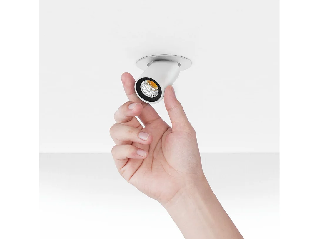 Nano Oxo SQ 4W LED-Einbaustrahler, 45°-Farbtemperaturschalter, 2700K/3200K/4000K, Mattschwarz - Verstellbar und vielseitig - Beneito & Faure