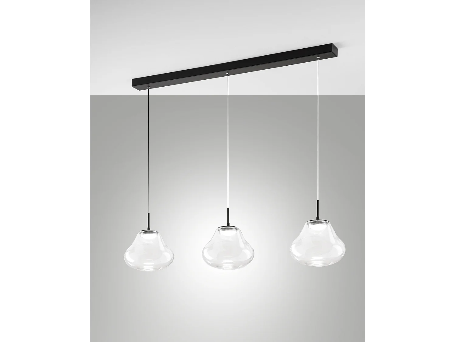 Lampadario Deva Sospensione Trasparente 3 Luci Nero Elegante per il tuo Spazio