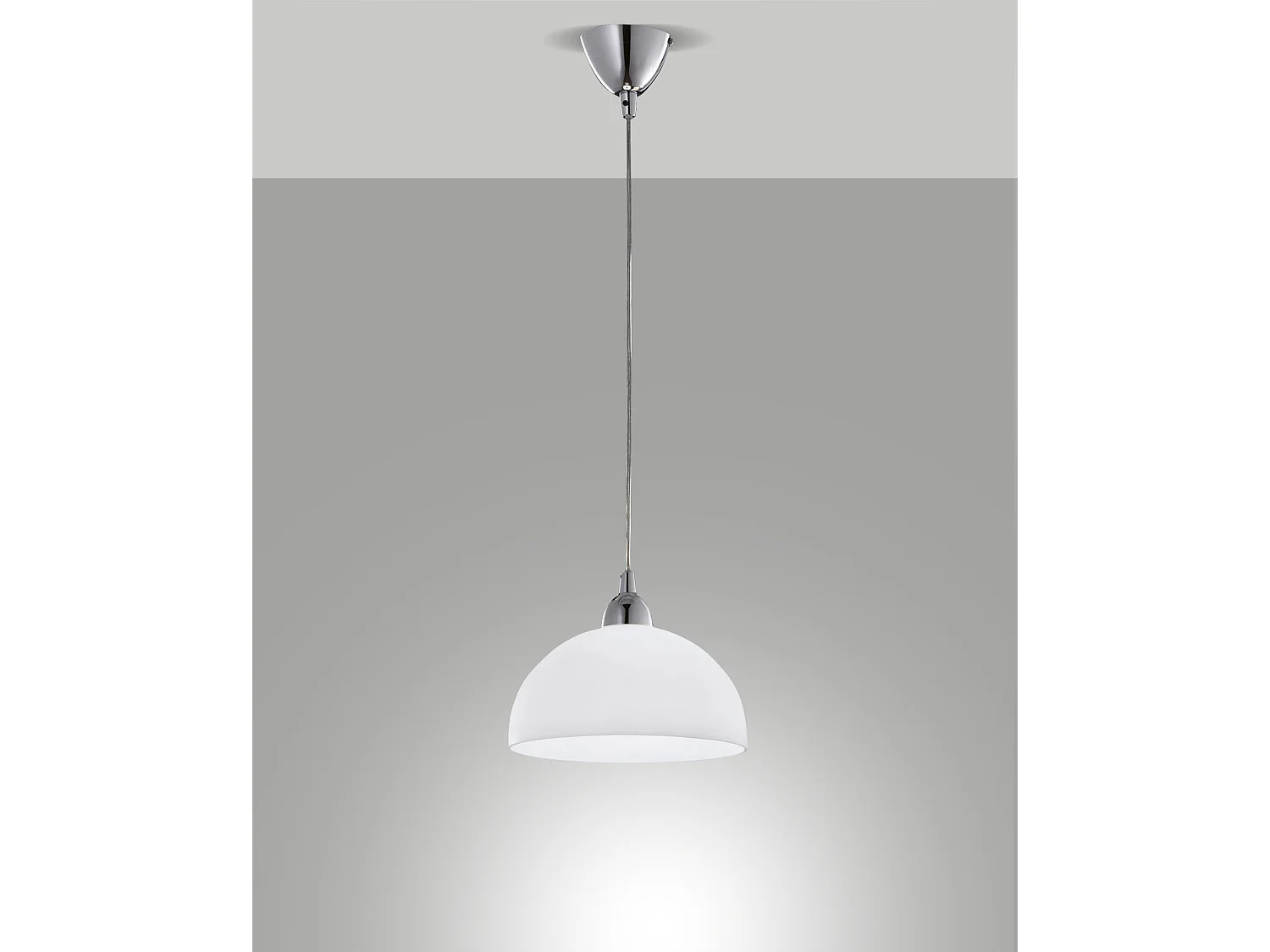 Candeeiro de Suspensão Nice em Metal e Vidro Centrifugado Cor Branca Casquilho E27 60W Diâmetro 26cm IP20 Classe 1 Código de Artigo 2908-44-102