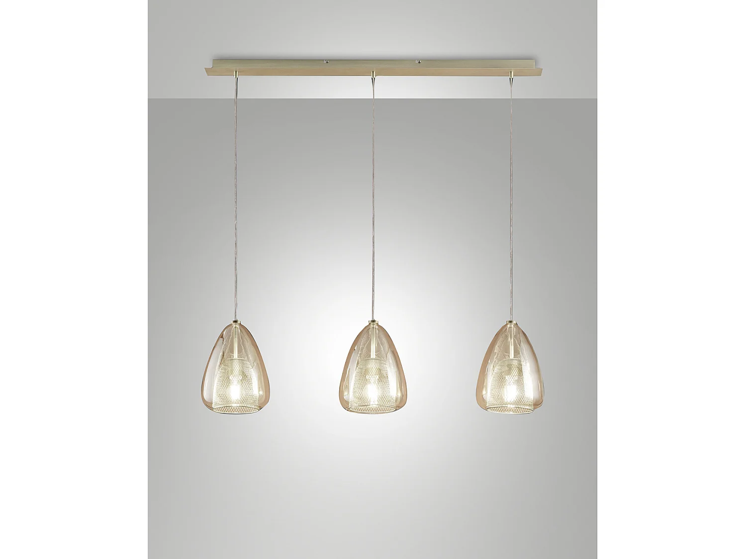 Britton Sospensione Ambra 3 Luci Fabas Stile Moderno per Illuminazione Interni
