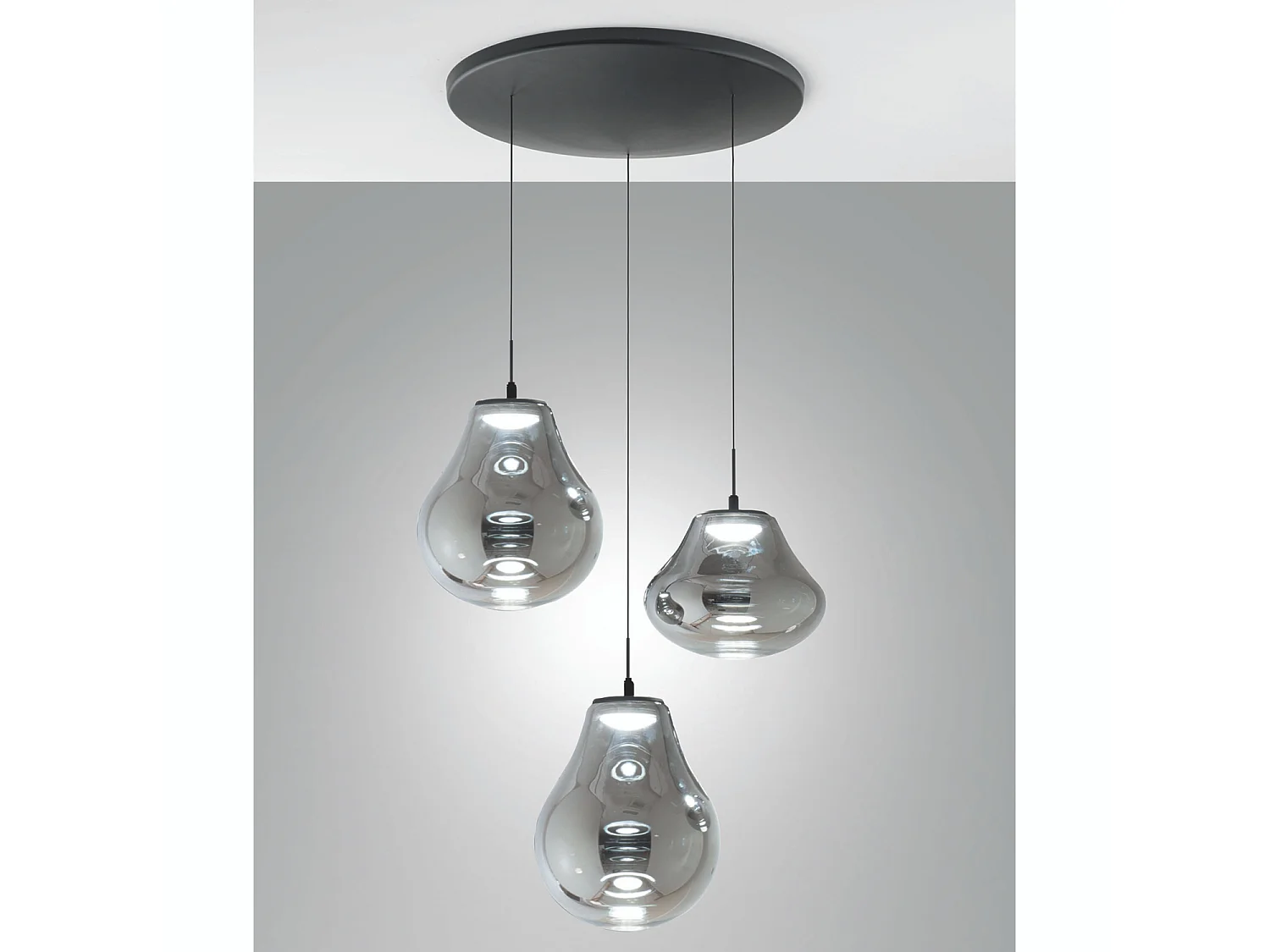 Deva Sospensione Fumè 3 Luci Tonda Collezione DEVA Metallo Vetro Design Elegante