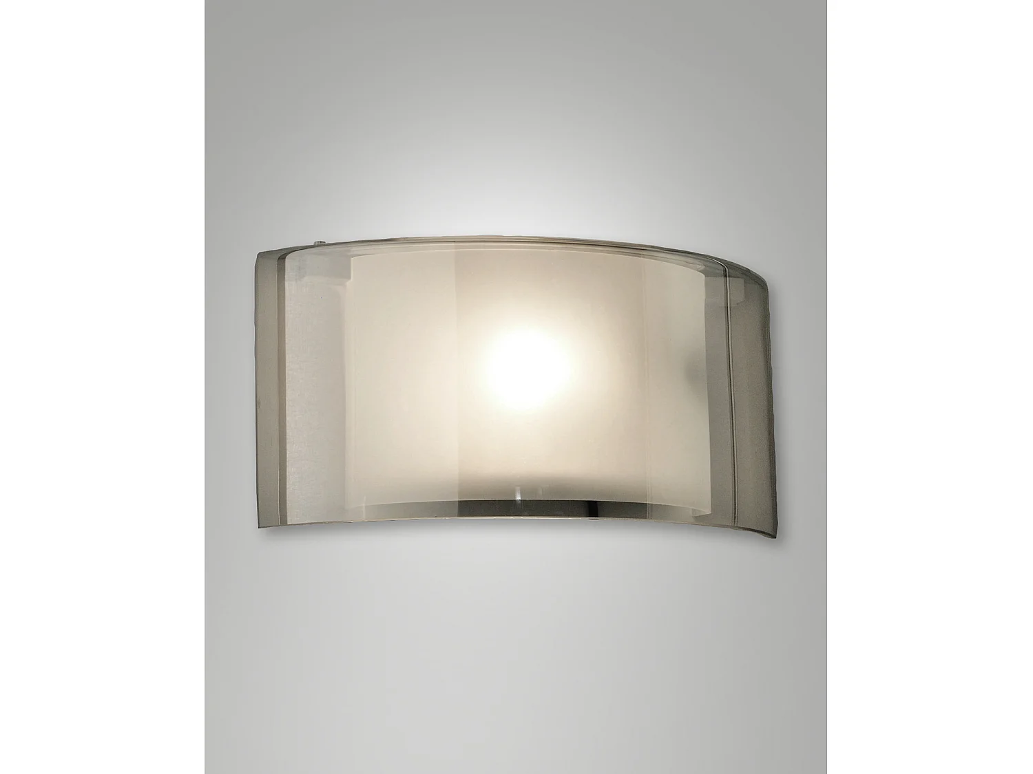 Applique Fume Alide Fabas in Metallo Vetro Stile Moderno Luce E27 1 Luce 18x34x10 cm