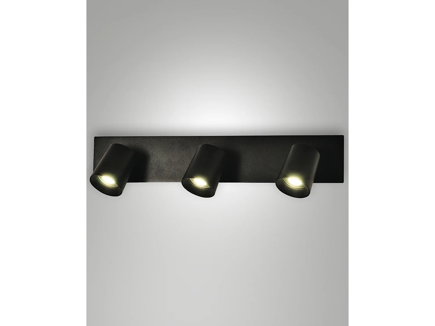 Modo Projetor Moderno de 3 Luzes em Alumínio Fundido Cor Preta, Estrutura Orientável, Casquilho GU10 Máx 35W para Iluminação de Interiores