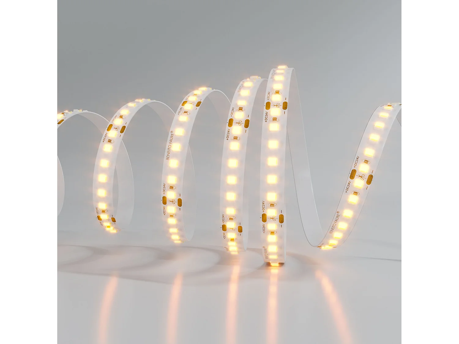 Beneito & Faure FINE LED-strip 5m 9,6W/m 4000K natuurlijk licht IP20 hoge efficiëntie voor professionele lineaire verlichting van topkwaliteit.