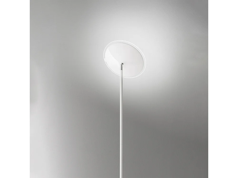 Lampadaire à LED 18W 1400Lm 3000K en métal blanc, luminaire de sol au design moderne et élégant pour intérieur, hauteur 180 cm - Perenz