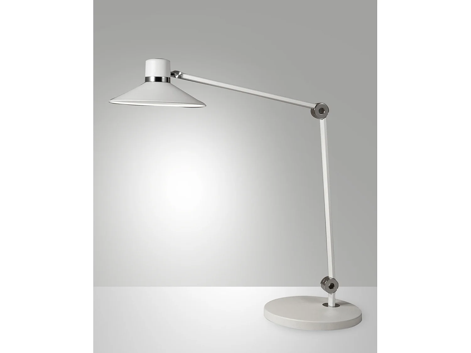 Lámpara de escritorio moderna de LED con brazos ajustables Panarea. - Blanco