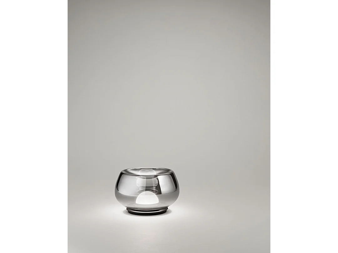 Lámpara de mesa LED 10S48534 cristal ahumado efecto espejo, estructura negro mate, 12W 3000K, diseño moderno refinado - Perenz