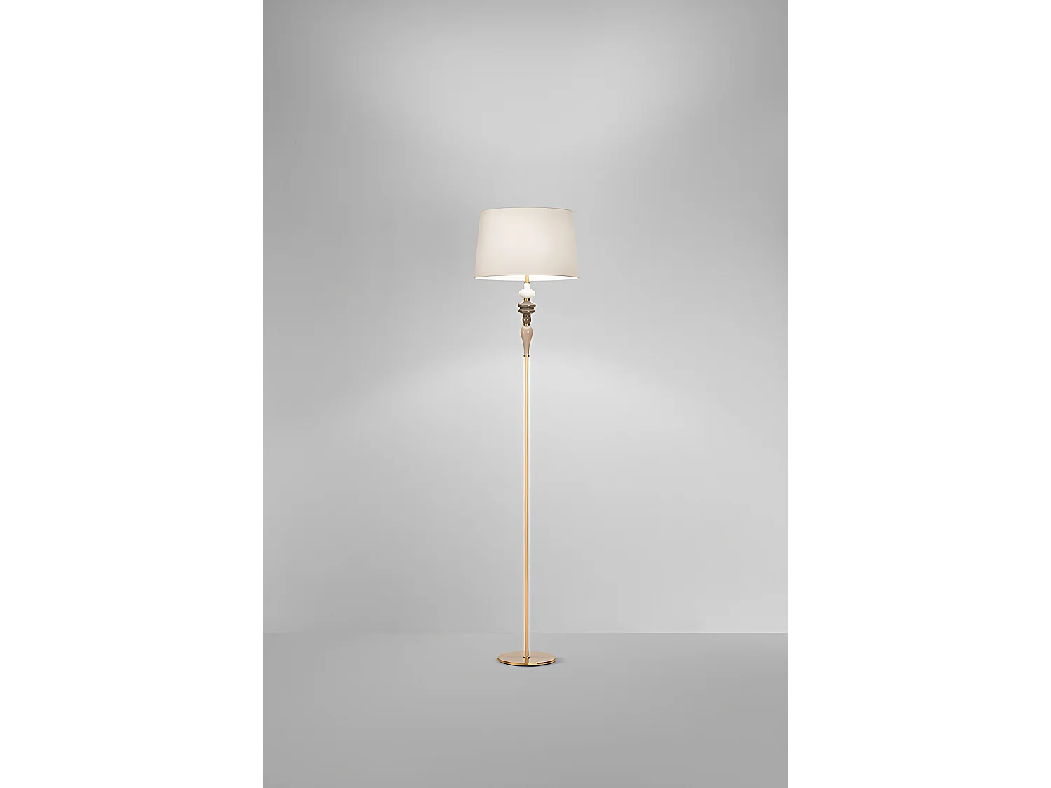 Piantana Contemporanea Abaco Metallo Orrone Spazzolato Tessuto 1 Luce E27