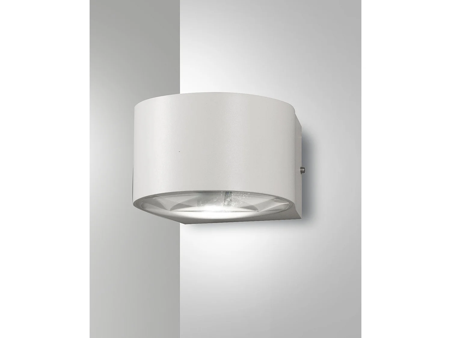 Lao LED-Wandleuchte für den Außenbereich, 12 W, 1080 lm, 3000 K, Weiß, Aluminium und Kristallglas, Schutzart IP65, modernes und elegantes Design