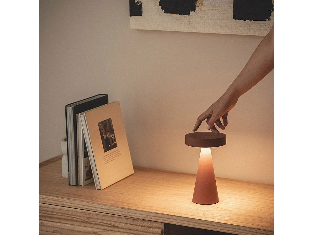 Nimo - Lampe à poser LED sans fil rechargeable - Terracotta