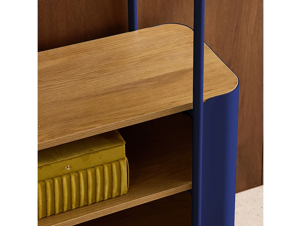 Libreria in metallo curvato e legno a 6 livelli, blu