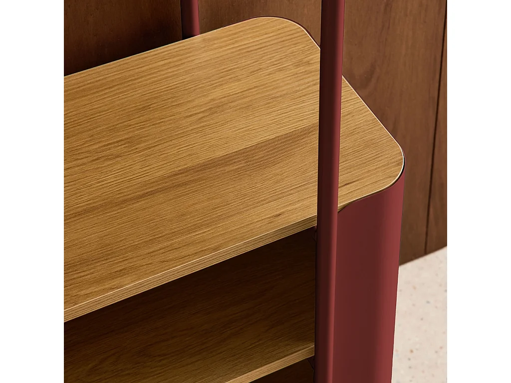 Libreria in metallo curvato e legno a 6 livelli, rosso