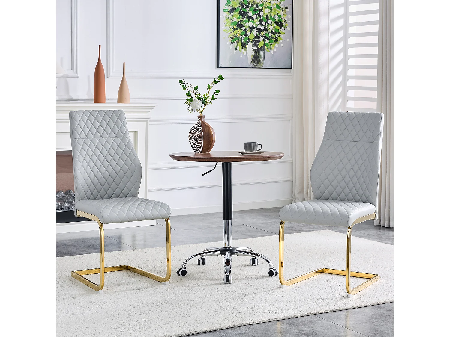 Lot de 2 chaises de salle à manger à dossier haut en similicuir gris clair avec cadre en métal doré