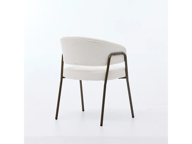 Chaise de salle à manger en chenille beige avec accoudoirs et pieds en métal finition laiton vieilli