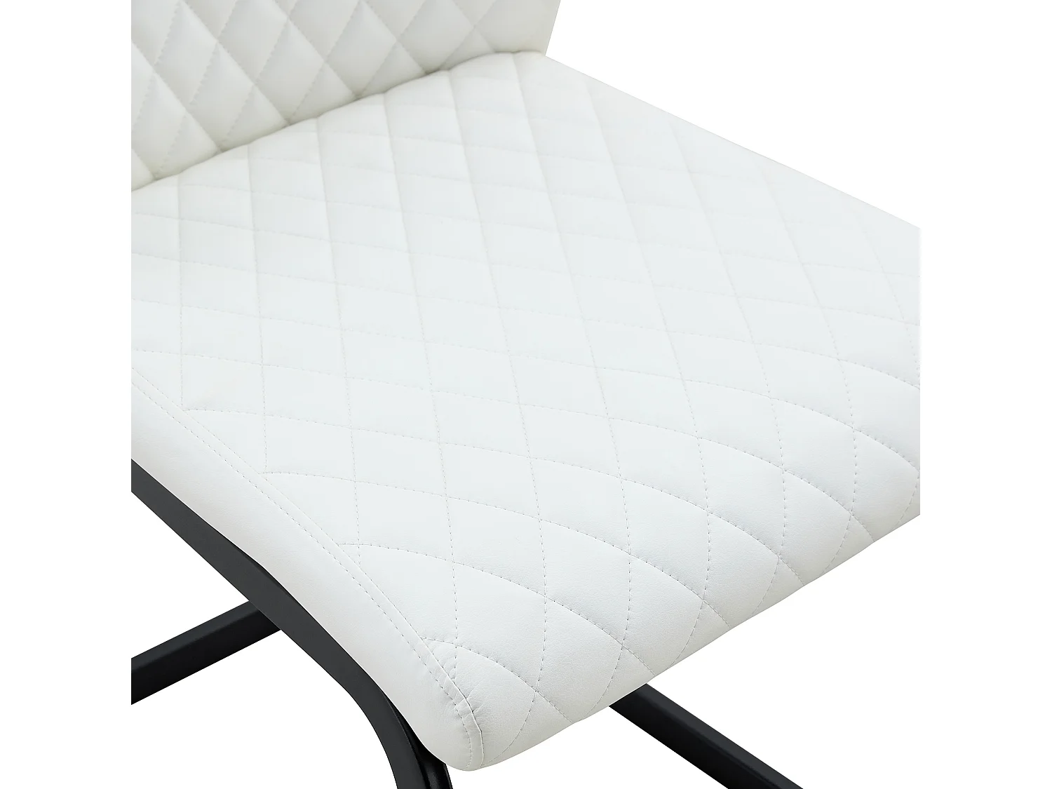 Set van 2 eetkamerstoelen met hoge rugleuning in wit kunstleer met zwart metalen frame