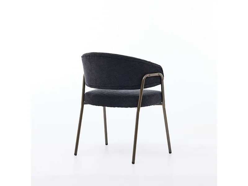 Chaise de salle à manger en chenille noir avec accoudoirs et pieds en métal finition laiton vieilli