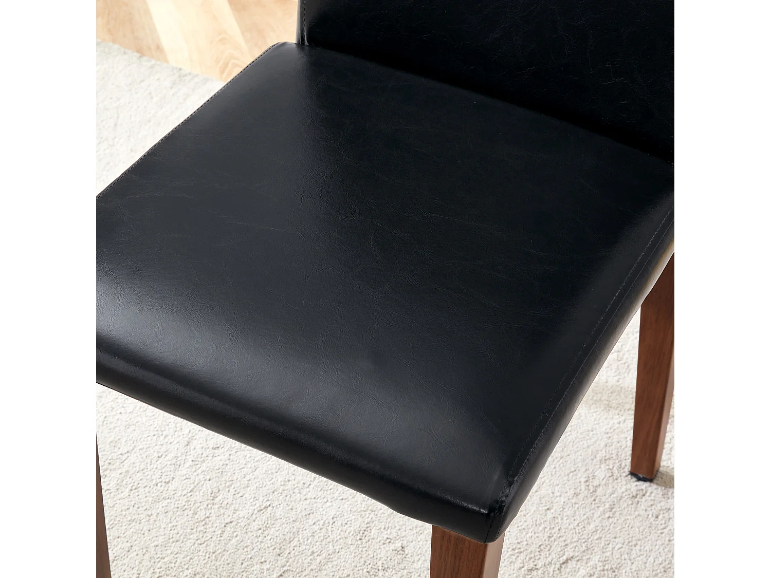 Lot de 4 chaises de salle à manger en similicuir noir avec pieds en métal marron