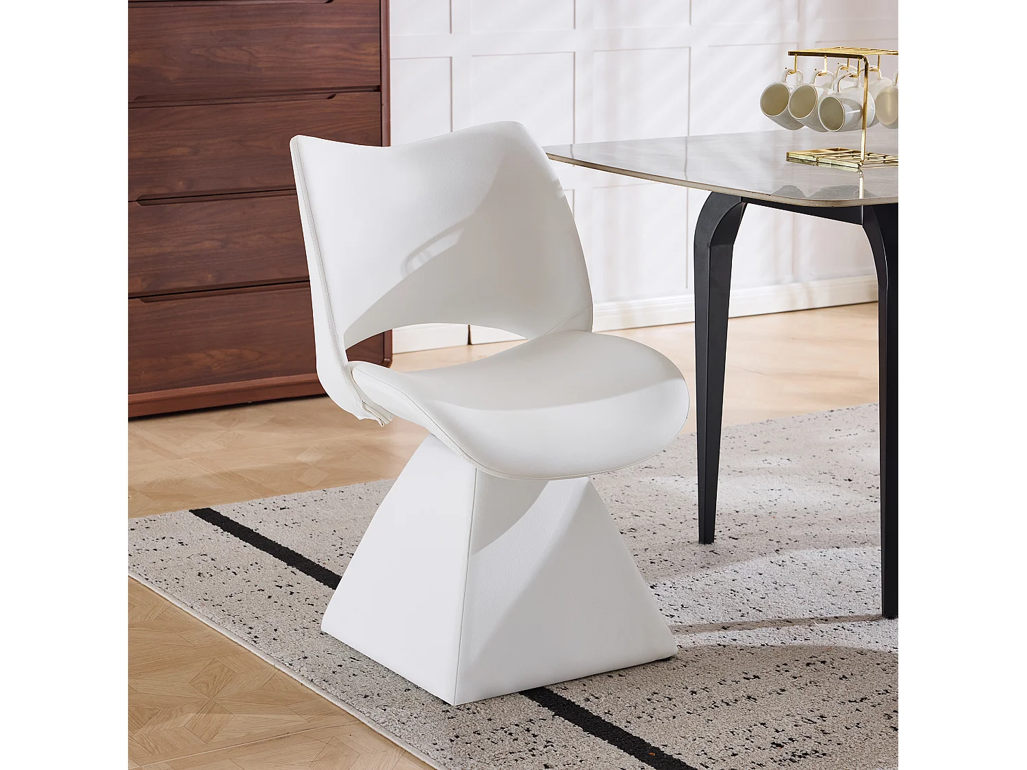 Silla de Comedor Giratoria Tapizada en Piel Sintética Blanca, para Salón