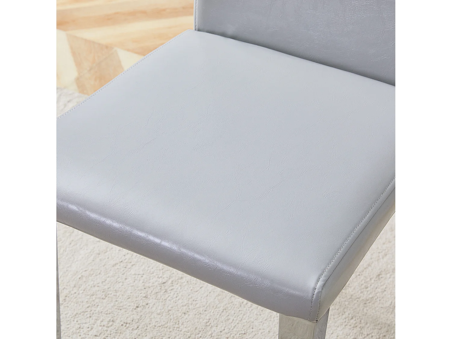 Lot de 2 chaises de salle à manger en similicuir gris clair avec pieds en métal argenté