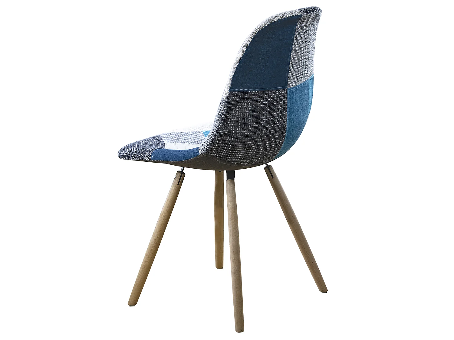 Chaise Eiffel Odri au style scandinave avec assise hauteur 45,5 cm