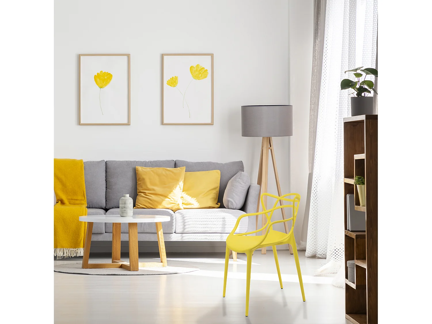 Chaise Thonet Jaune empilable pour intérieur et extérieur
